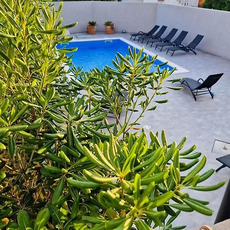 Villa Poseidon Novalja Exteriör bild
